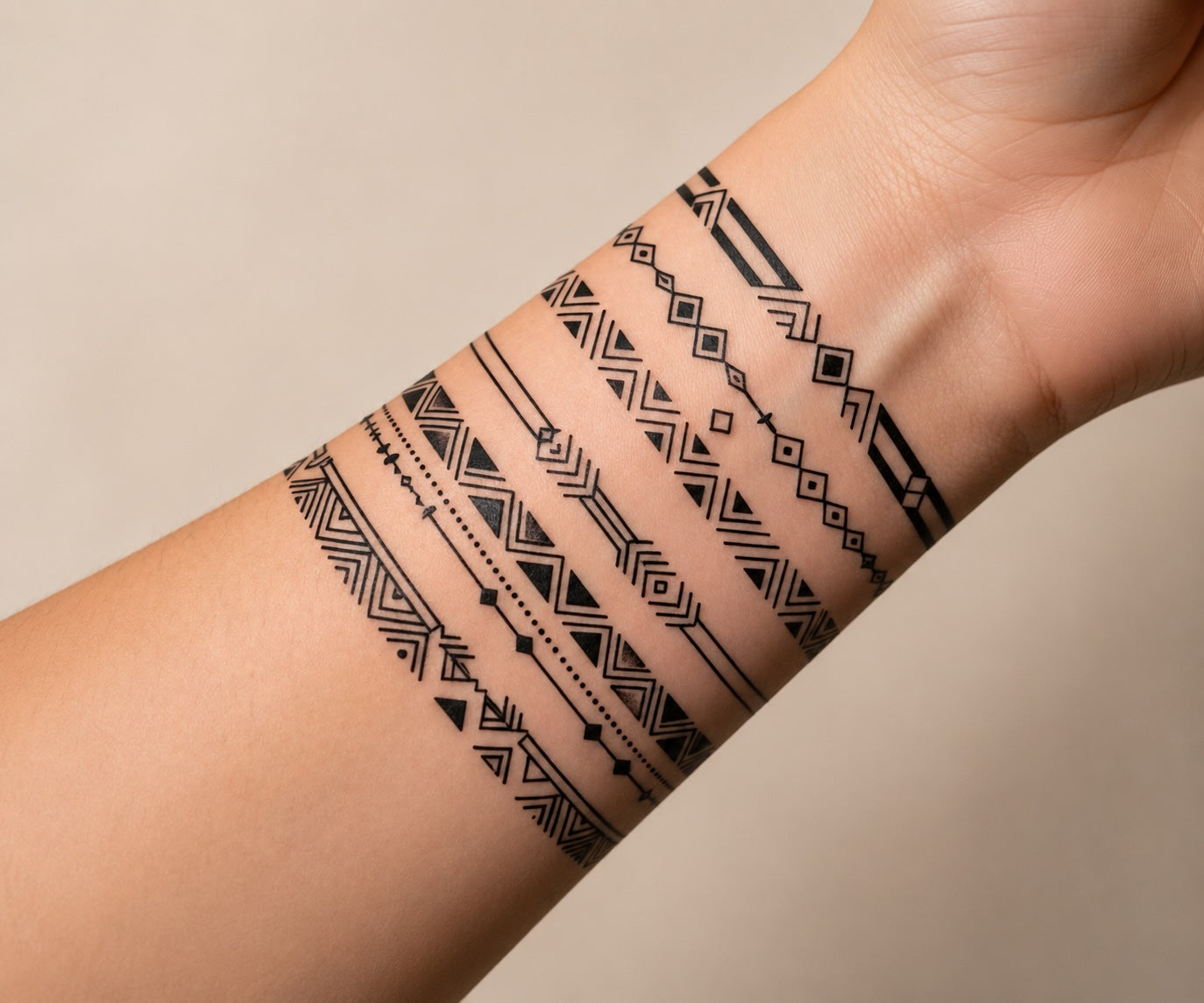 Armbänder