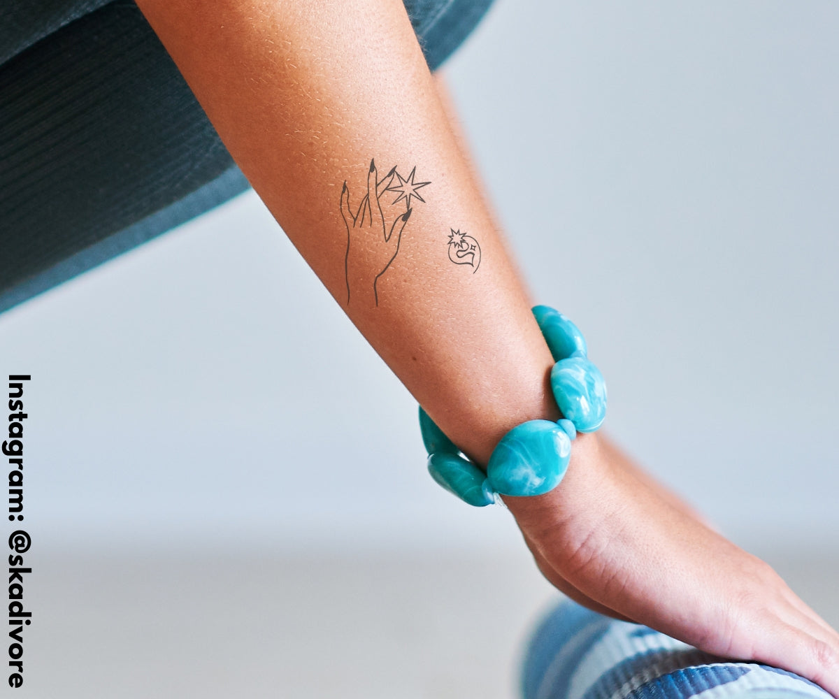 Mystic Hand by Pauline Voss